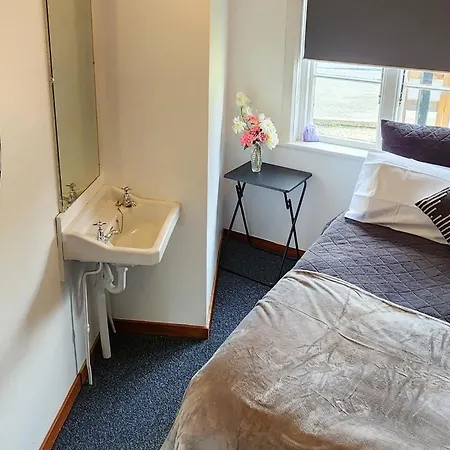 The Garston Lodge Room photo